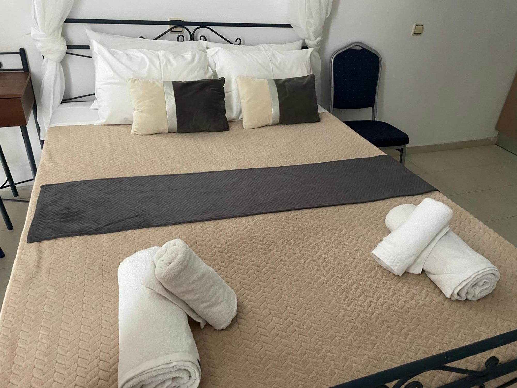 Anastasia Studios, Apartments & Suites Archangelos  Eksteriør billede